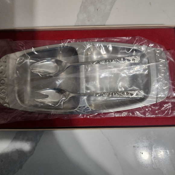 Rogers Brothers Vintage Navajo Stainless Steel Serving Set, New - Picture 1 of 6